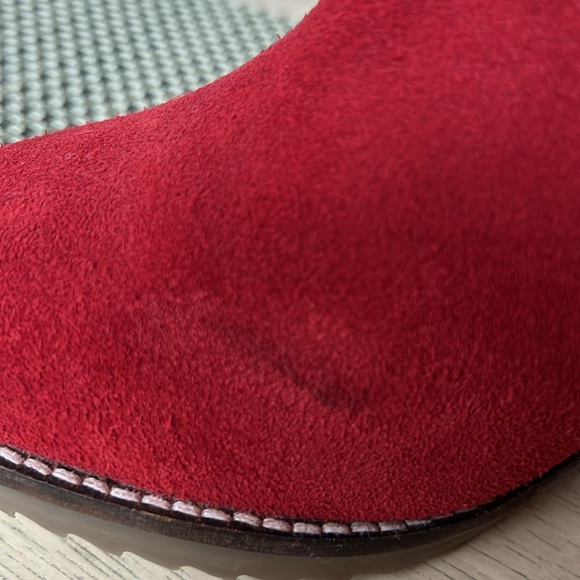 NWOT Skechers Red Suede Wedge Ankle Boots - Picture 5 of 10